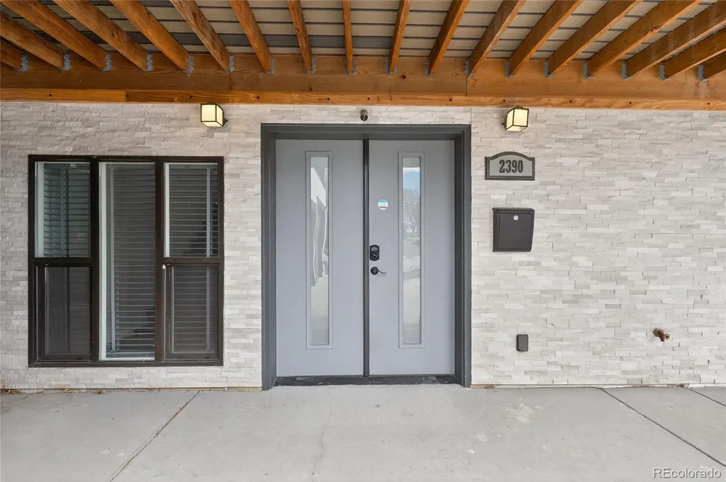 2390 S Holly Street Denver CO 80222