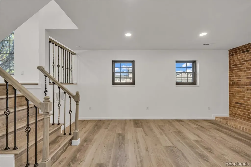 9409 Brentwood Street Broomfield CO 80021