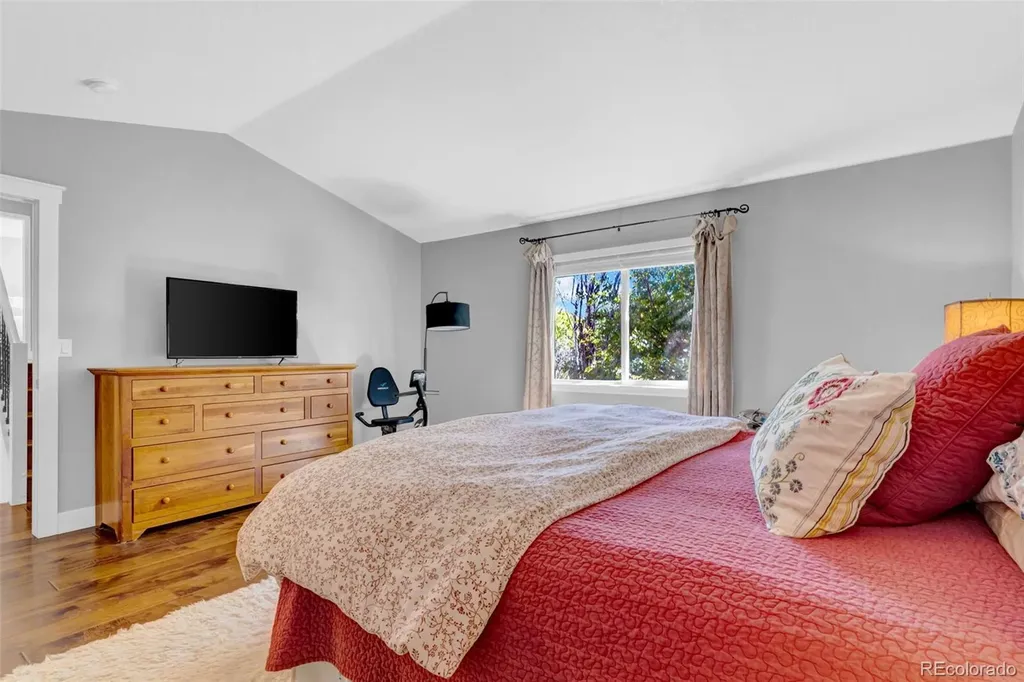 629 Bellingham Place Longmont CO 80504
