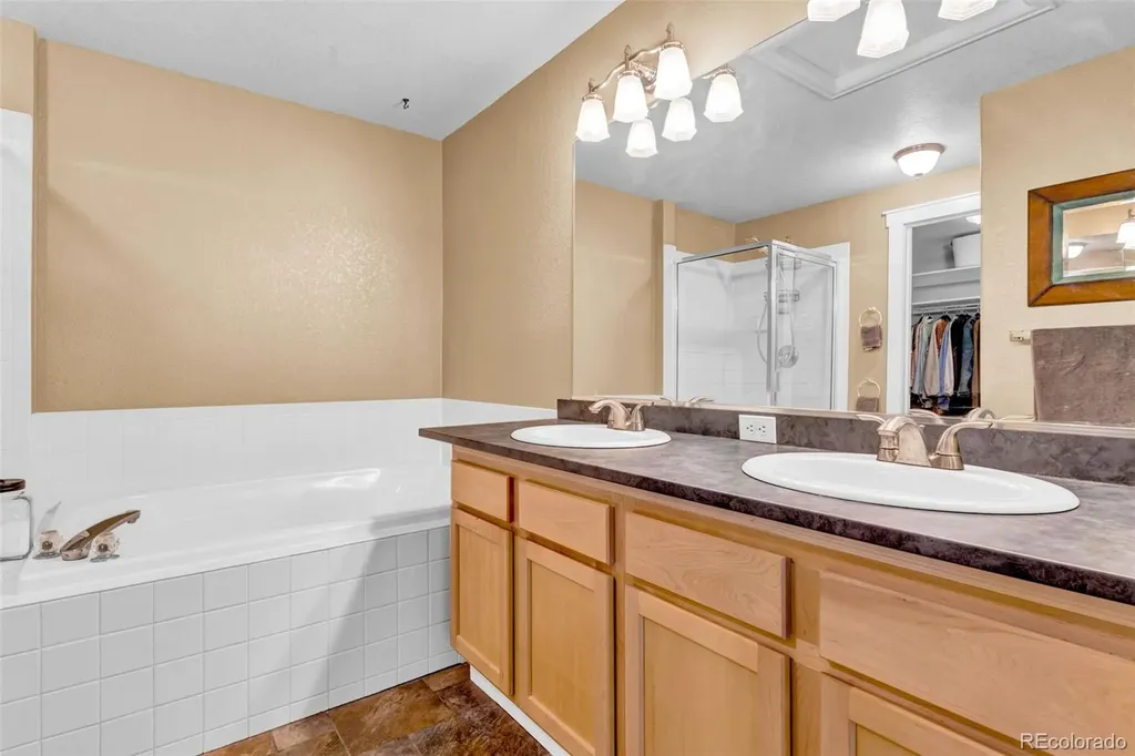 629 Bellingham Place Longmont CO 80504