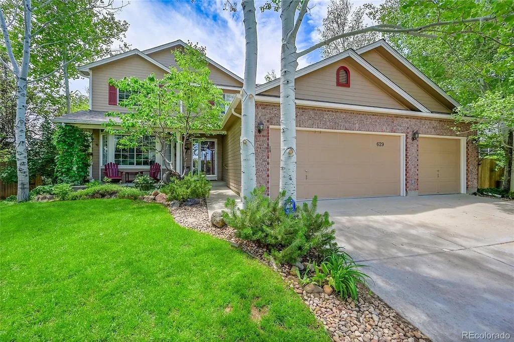 629 Bellingham Place Longmont CO 80504