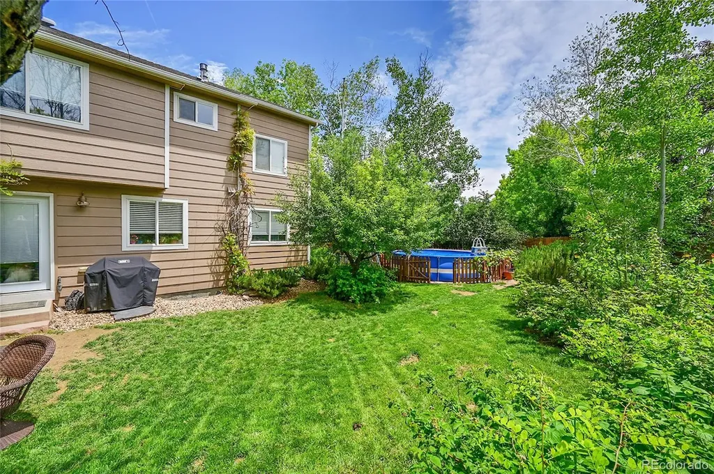 629 Bellingham Place Longmont CO 80504