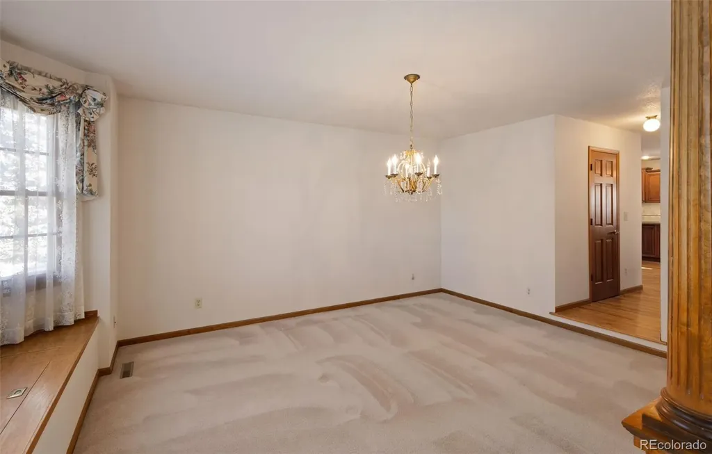 1331 Ruby Way Longmont CO 80504