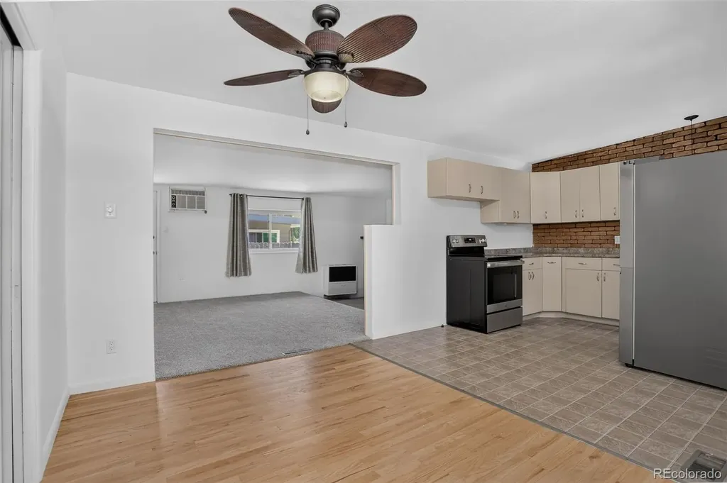 6066 Dover Street Arvada CO 80004
