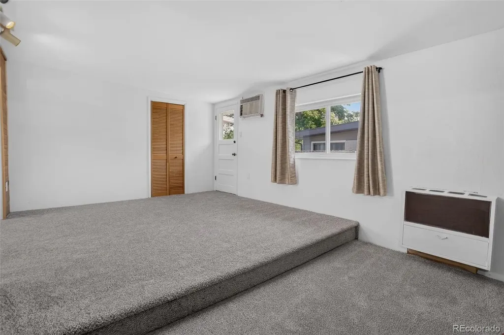 6066 Dover Street Arvada CO 80004