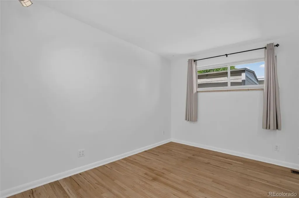 6066 Dover Street Arvada CO 80004