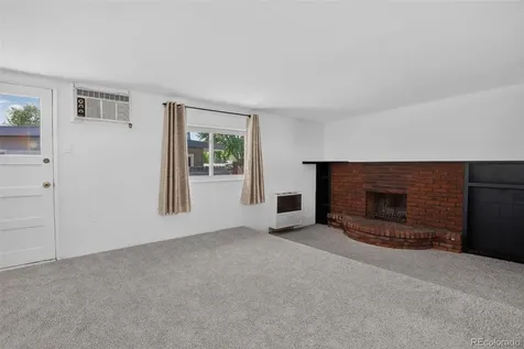 6066 Dover Street Arvada CO 80004
