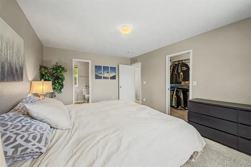 1645 S Chester Court Denver CO 80247