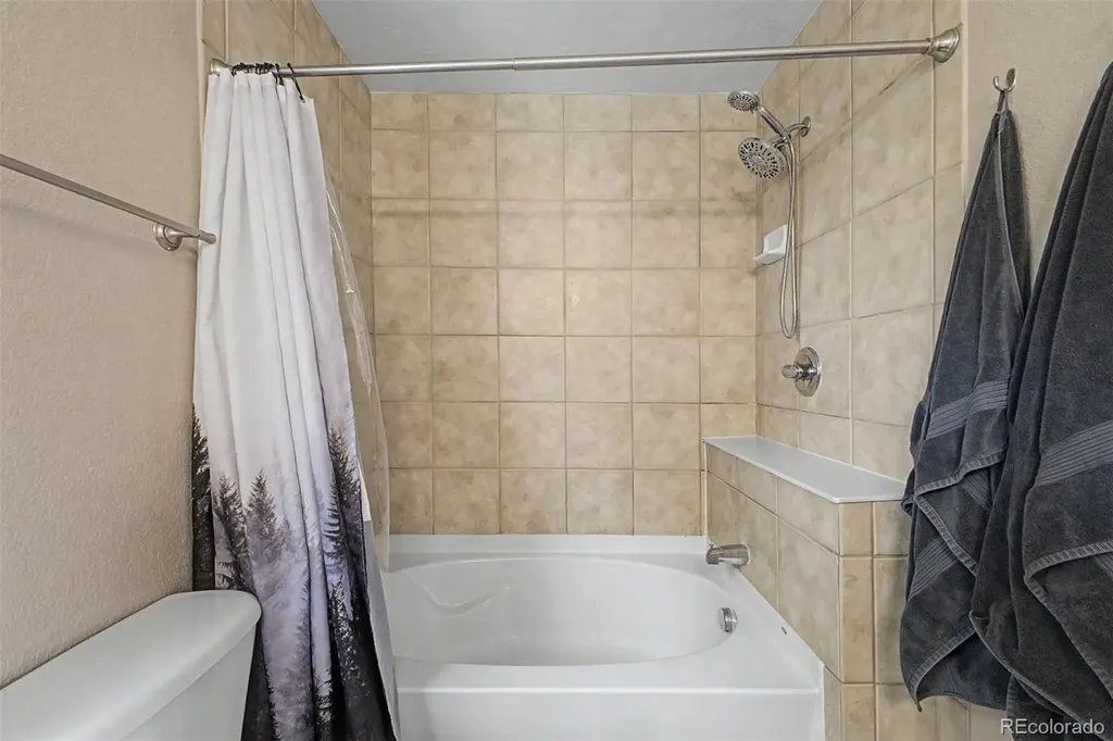 1645 S Chester Court Denver CO 80247