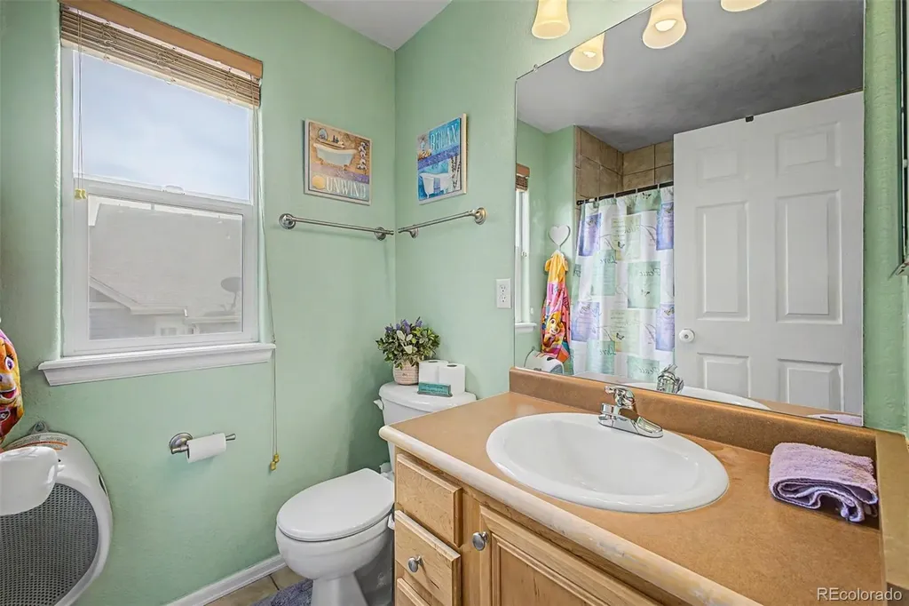 1645 S Chester Court Denver CO 80247