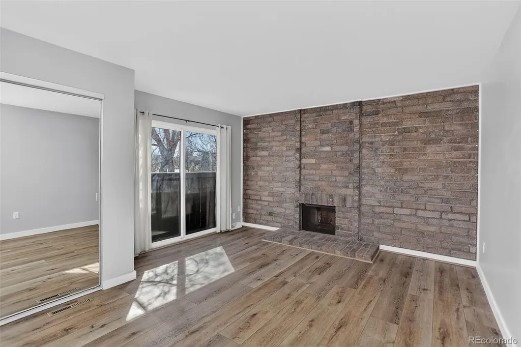 1253 S Yosemite Way Denver CO 80247