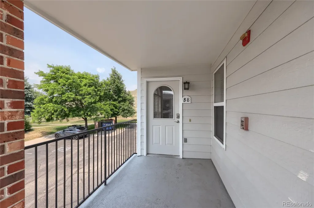 1631 S Deframe Street Lakewood CO 80228