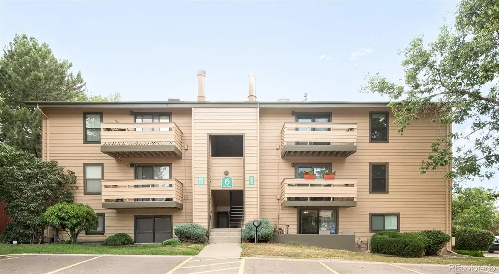 380 Zang Street Lakewood CO 80228