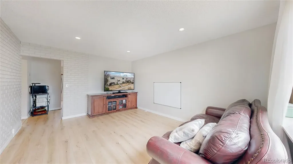 5731 W 92nd Avenue Westminster CO 80031