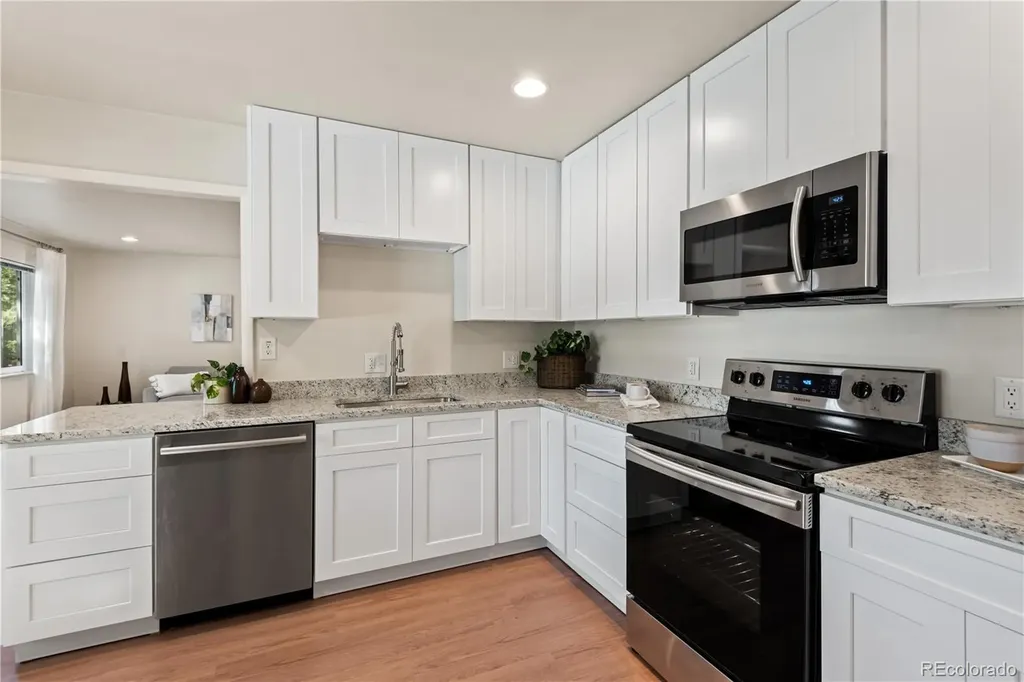 900 S Pratt Parkway Longmont CO 80501