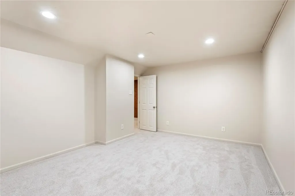 900 S Pratt Parkway Longmont CO 80501