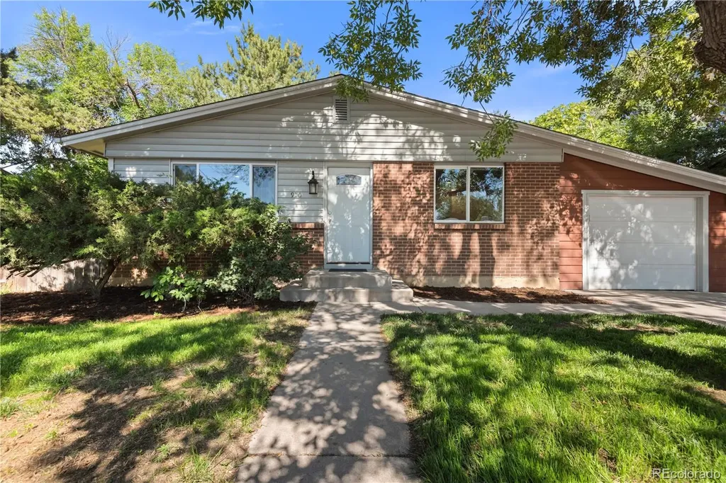 900 S Pratt Parkway Longmont CO 80501