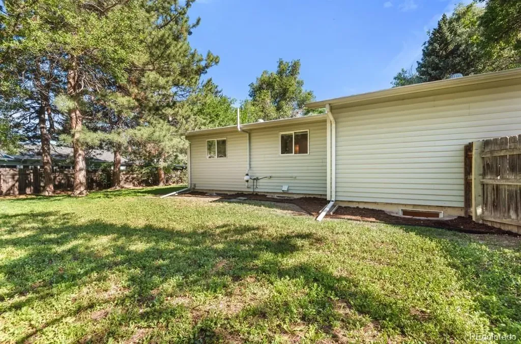 900 S Pratt Parkway Longmont CO 80501