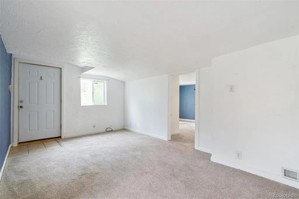 166 Newton Street Denver CO 80219