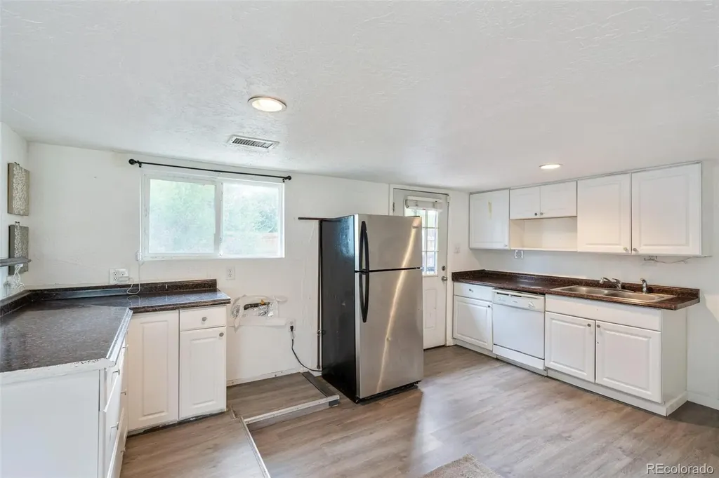 166 Newton Street Denver CO 80219