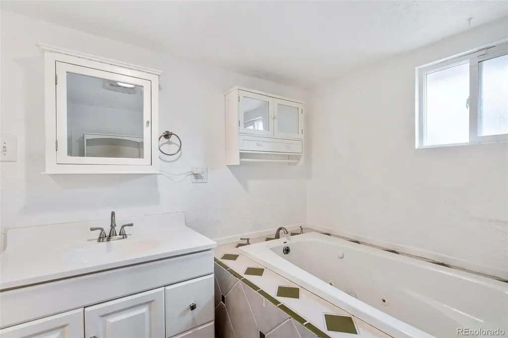 166 Newton Street Denver CO 80219