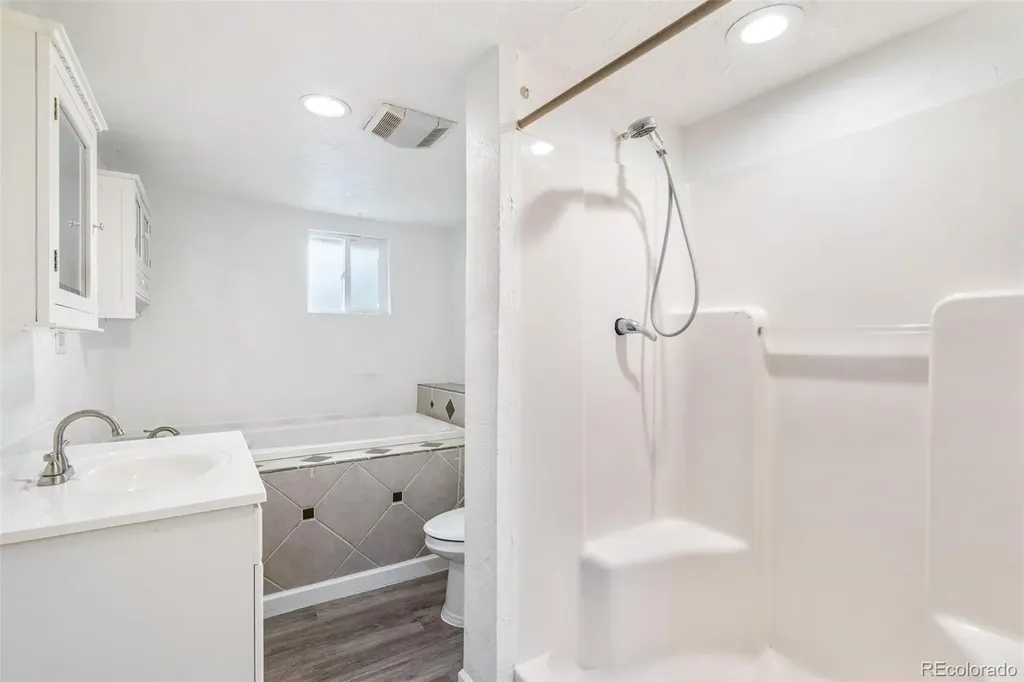 166 Newton Street Denver CO 80219
