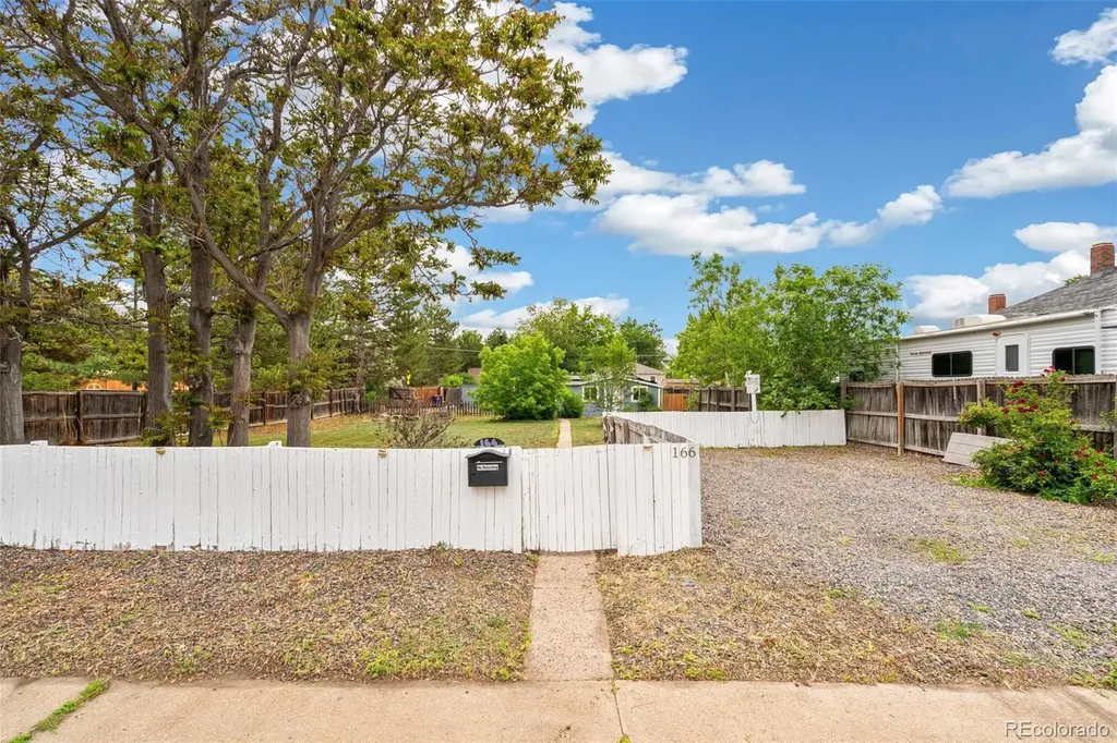 166 Newton Street Denver CO 80219