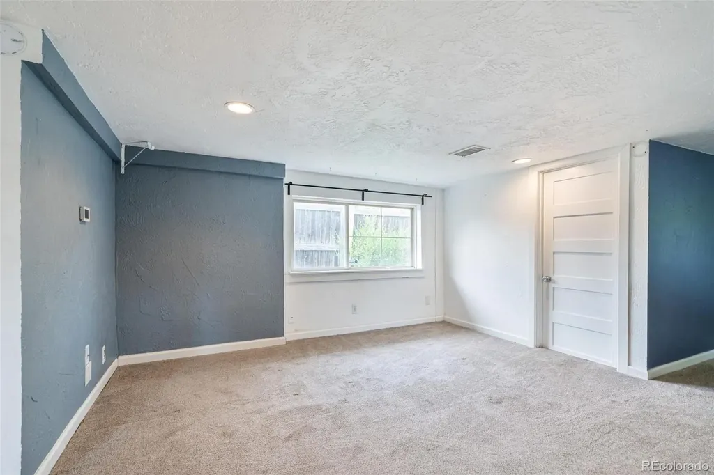166 Newton Street Denver CO 80219