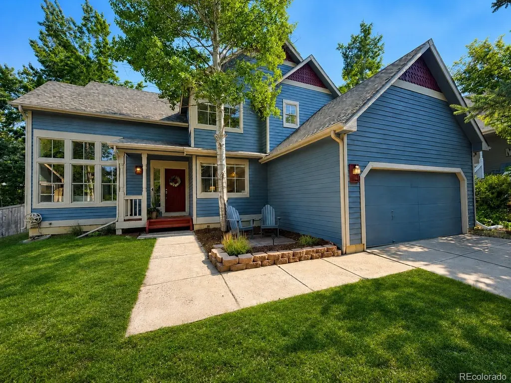 2534 Sweetwater Circle Lafayette CO 80026
