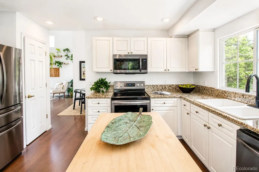 2534 Sweetwater Circle Lafayette CO 80026