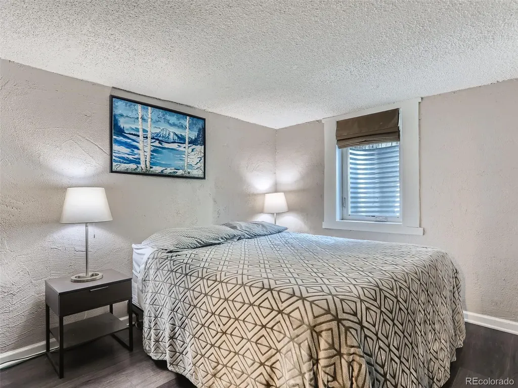 2770 W 40th Avenue Denver CO 80211