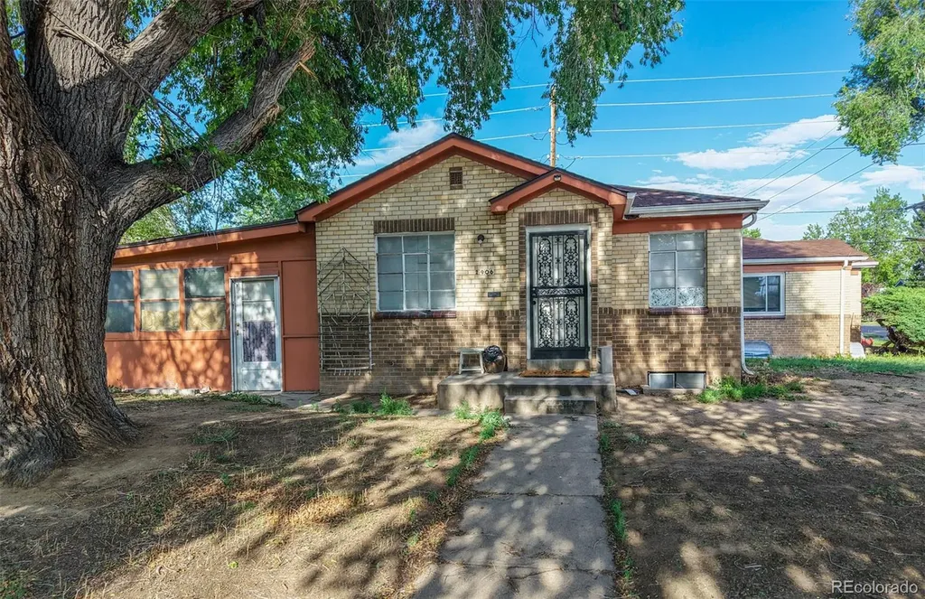 2906 N Colorado Boulevard Denver CO 80207
