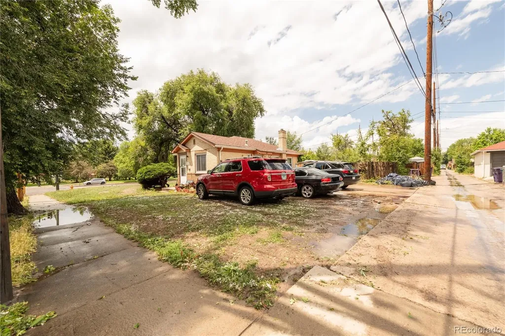 2906 N Colorado Boulevard Denver CO 80207