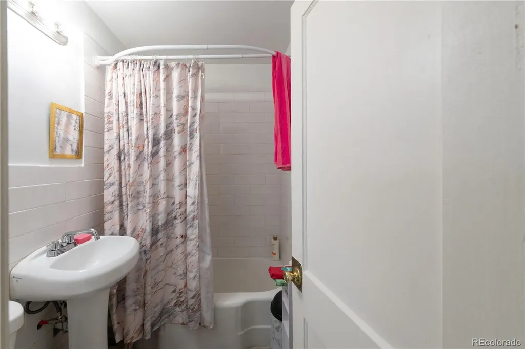 2906 N Colorado Boulevard Denver CO 80207