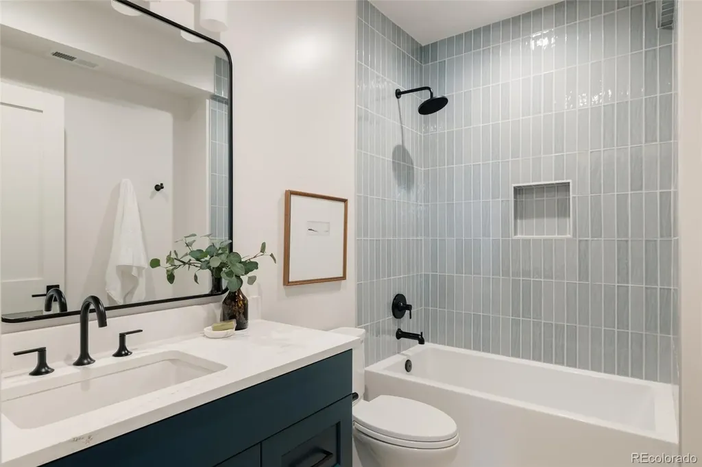 295 Kearney Denver CO 80220