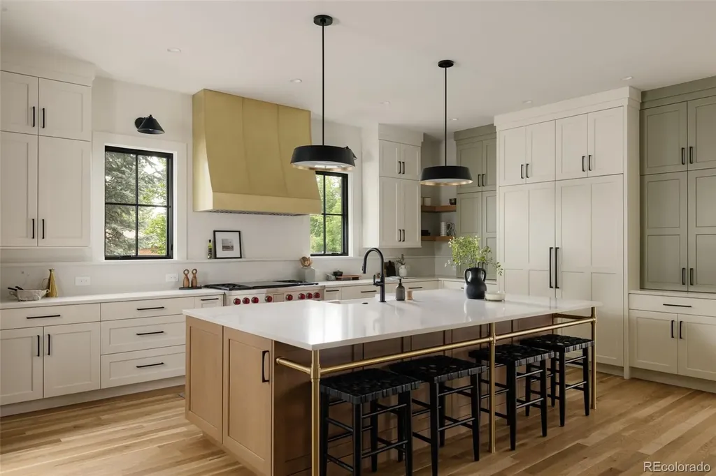 295 Kearney Denver CO 80220