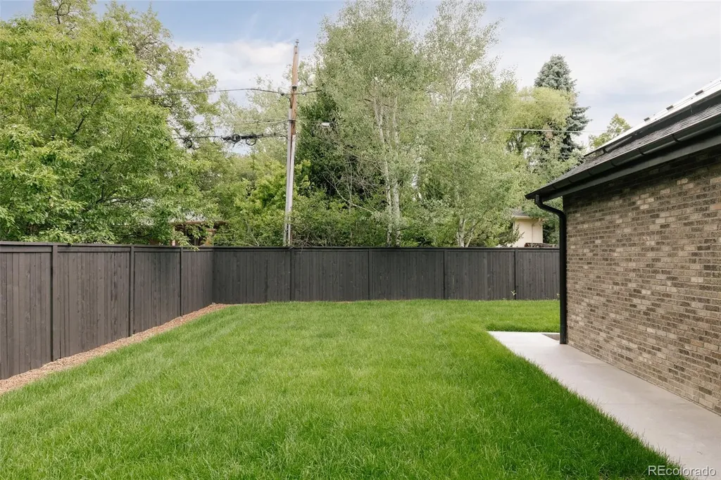 295 Kearney Denver CO 80220