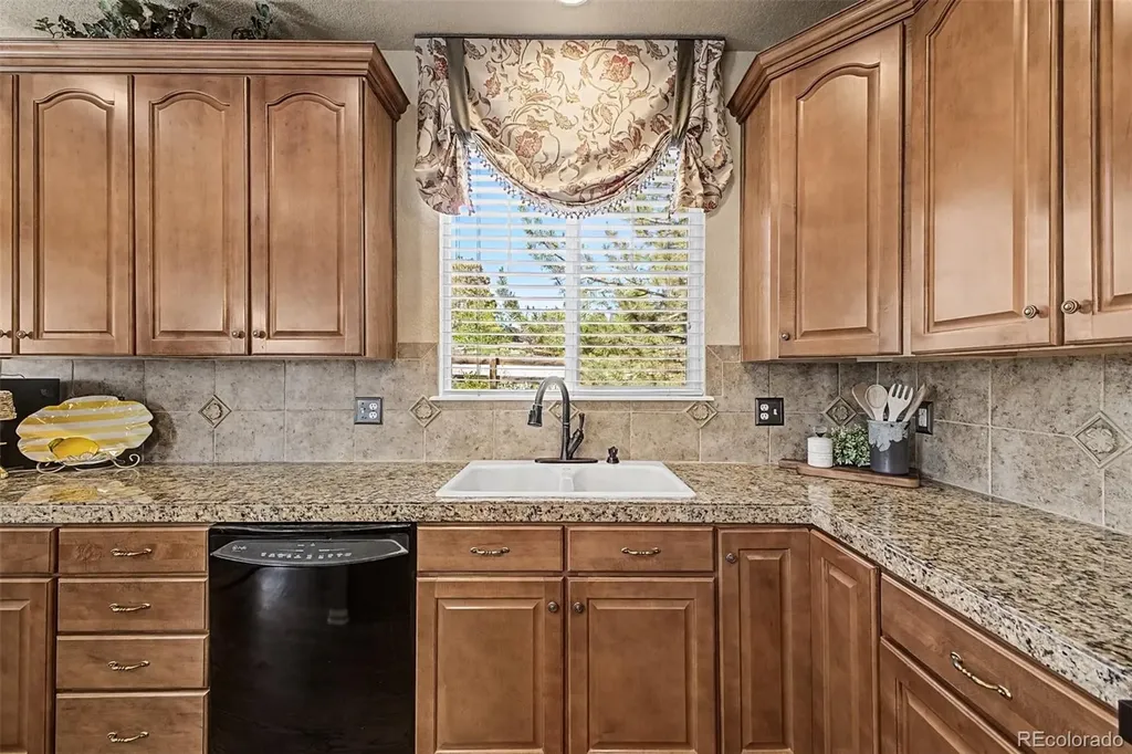 23589 E Ottawa Place Aurora CO 80016