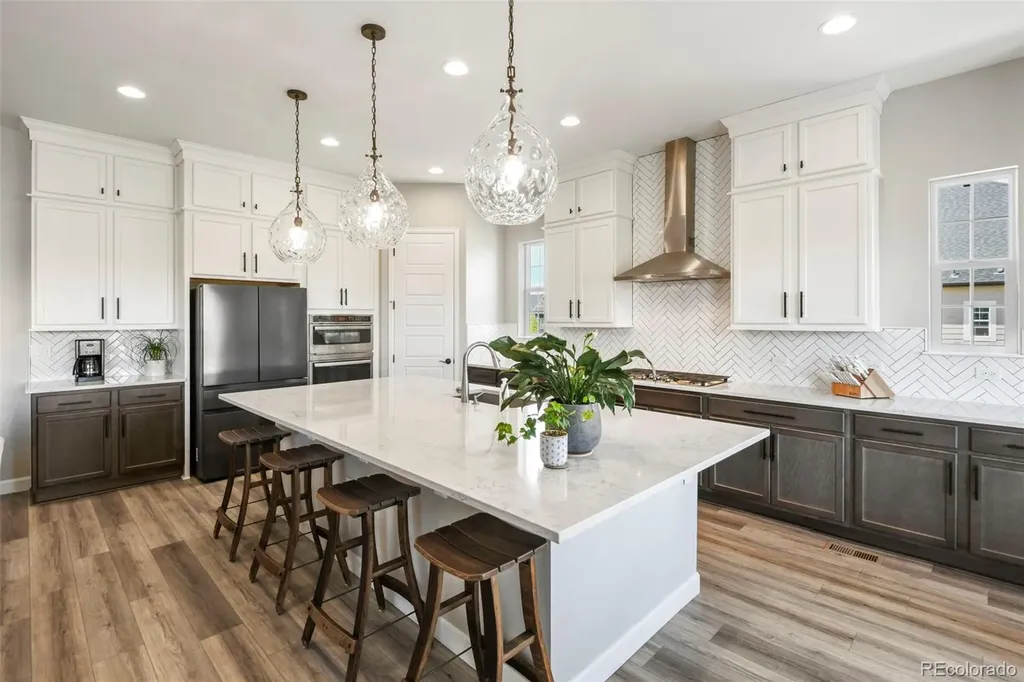 7000 S White Crow Way Aurora CO 80016