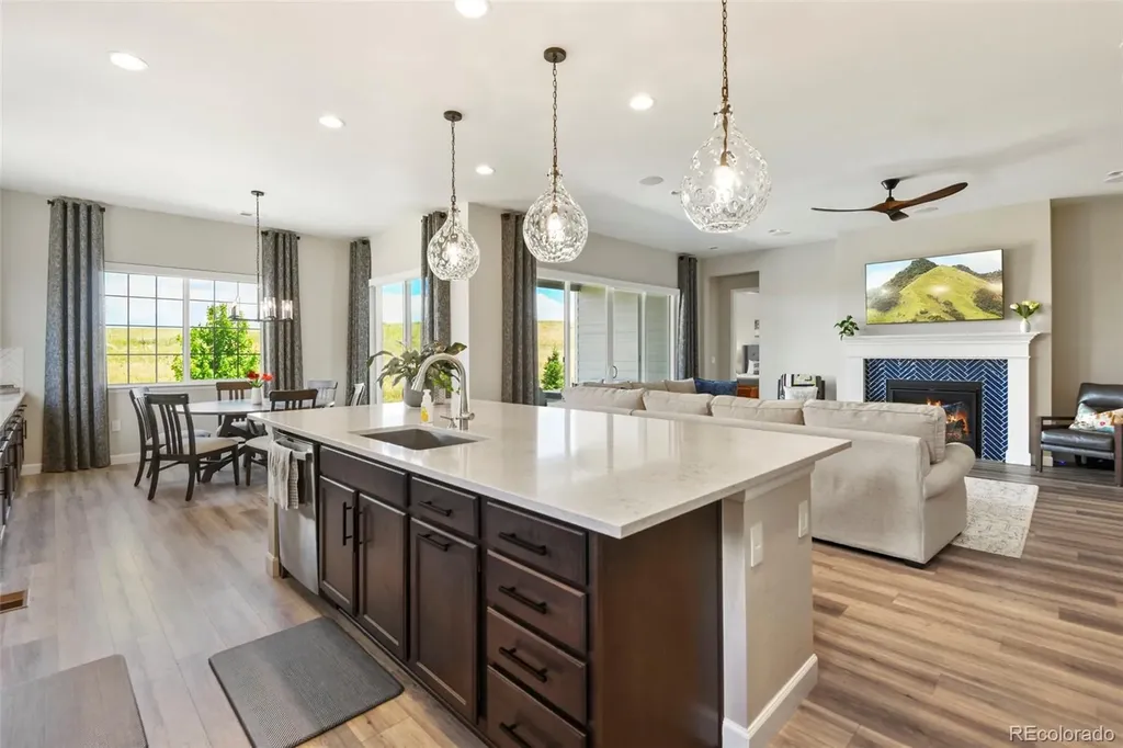 7000 S White Crow Way Aurora CO 80016