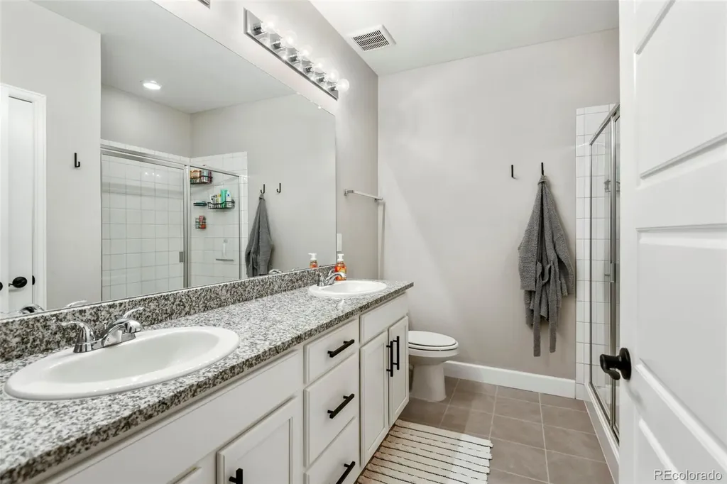 7000 S White Crow Way Aurora CO 80016