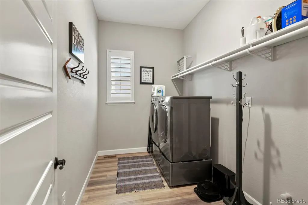 7000 S White Crow Way Aurora CO 80016