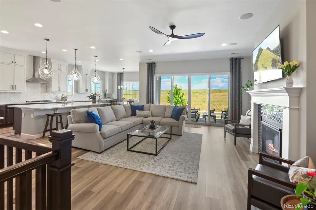 7000 S White Crow Way Aurora CO 80016