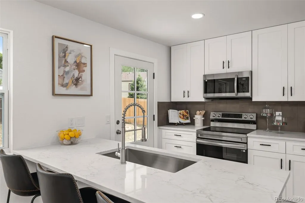 1742 Biscay Street Aurora CO 80011
