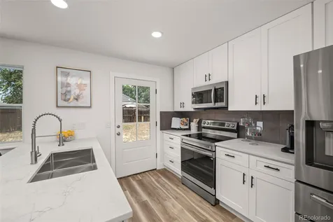1742 Biscay Street Aurora CO 80011