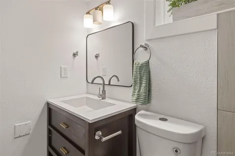 1742 Biscay Street Aurora CO 80011