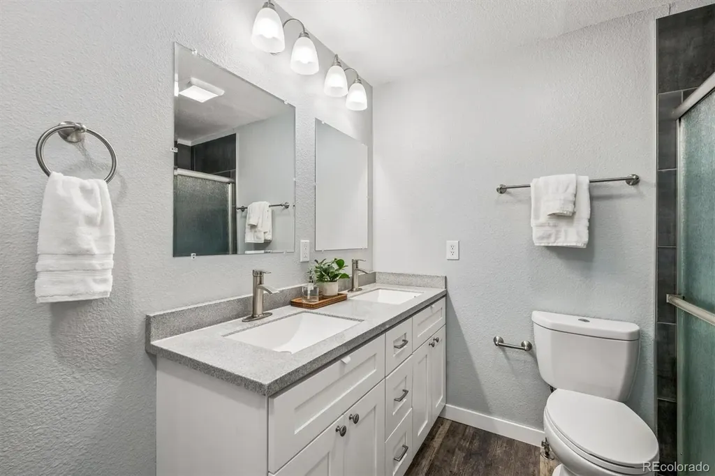 2375 S Linden Court Denver CO 80222