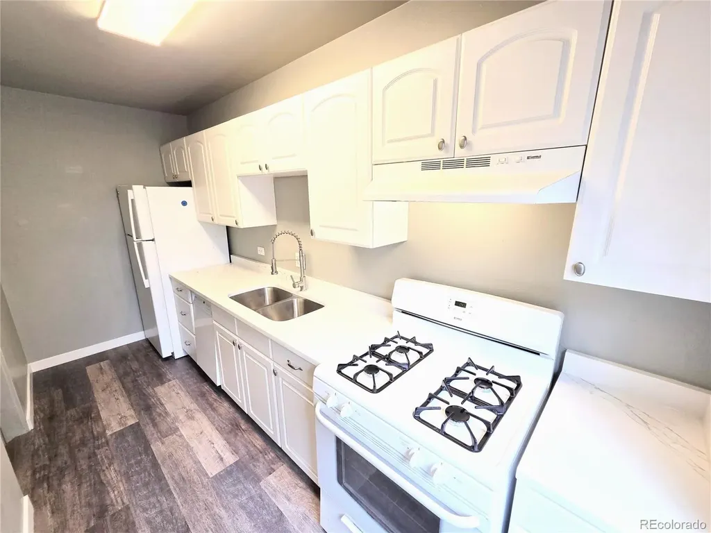 1101 Bellaire Street Denver CO 80220