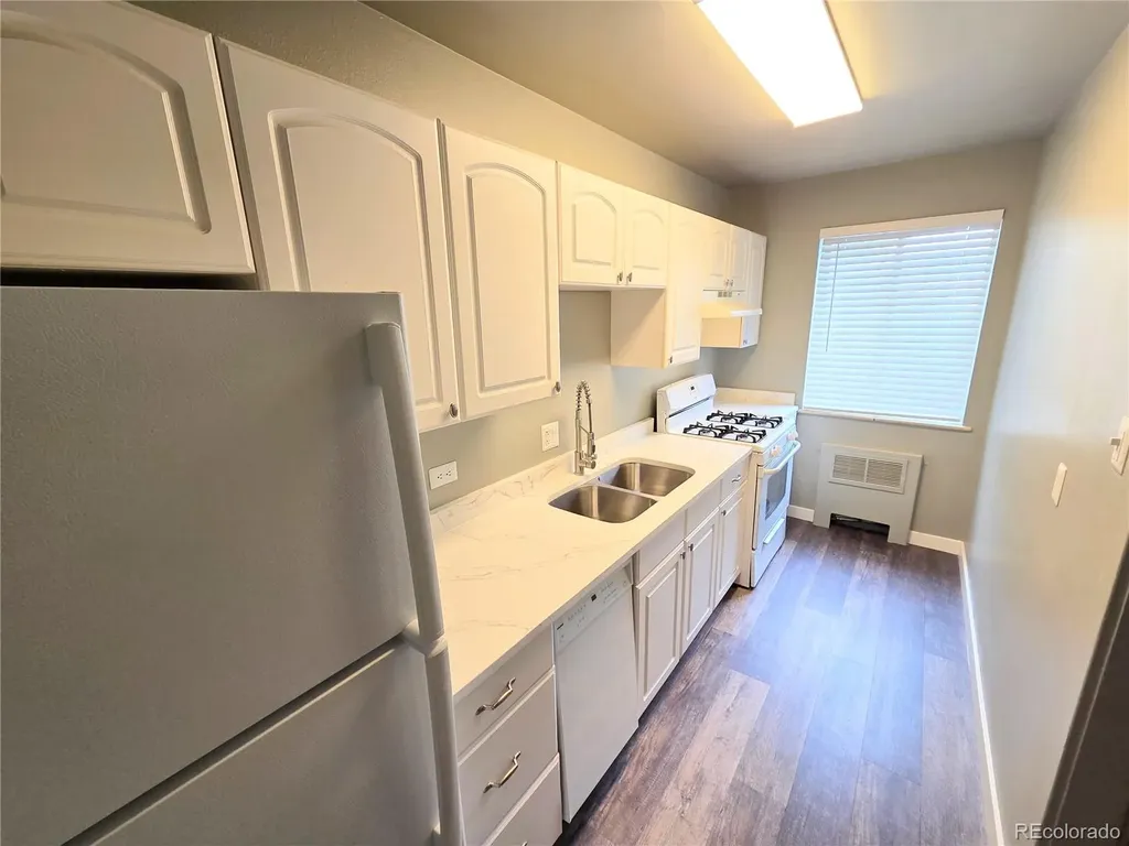 1101 Bellaire Street Denver CO 80220