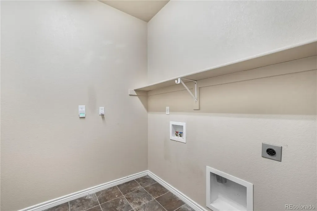 3329 Gladstone Creek Point Colorado Springs CO 80908